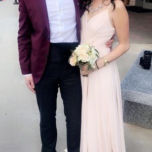 Beautiful dress, only worn once for a wedding.